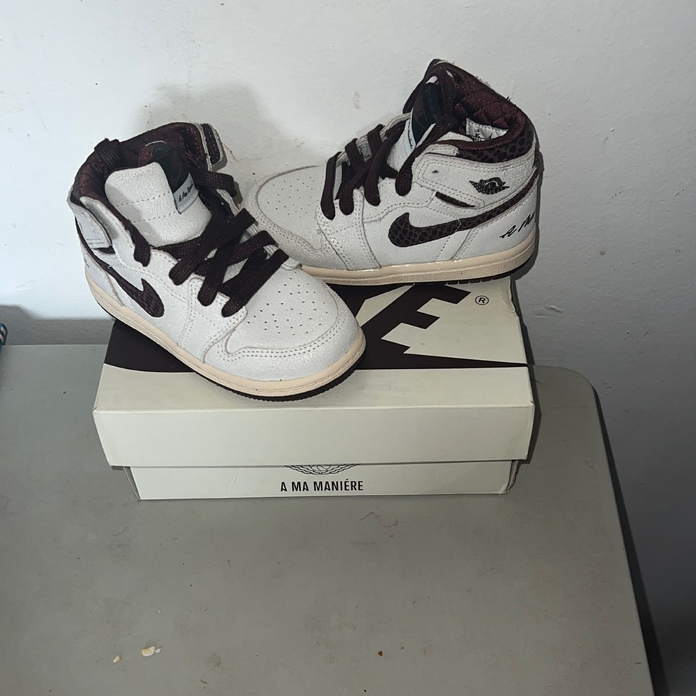 Brand new never worn pair of “A Ma Maniere “ toddler size 8c